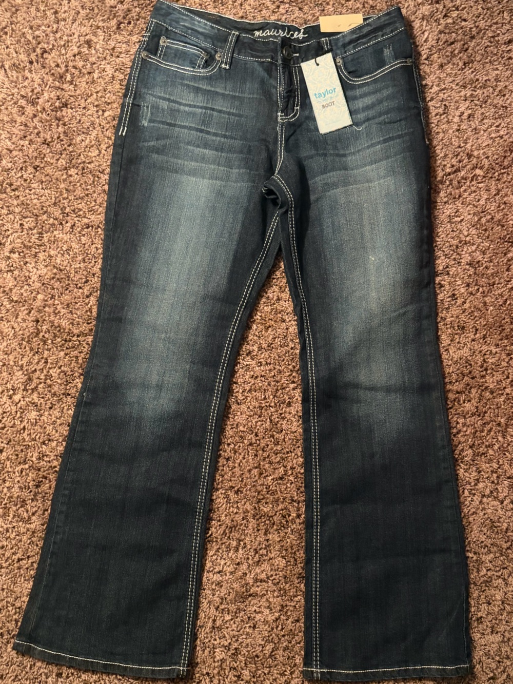 Taylor Women’s Boot Cut Jeans - Dark Indigo size 9/10 - Picture 2 of 3